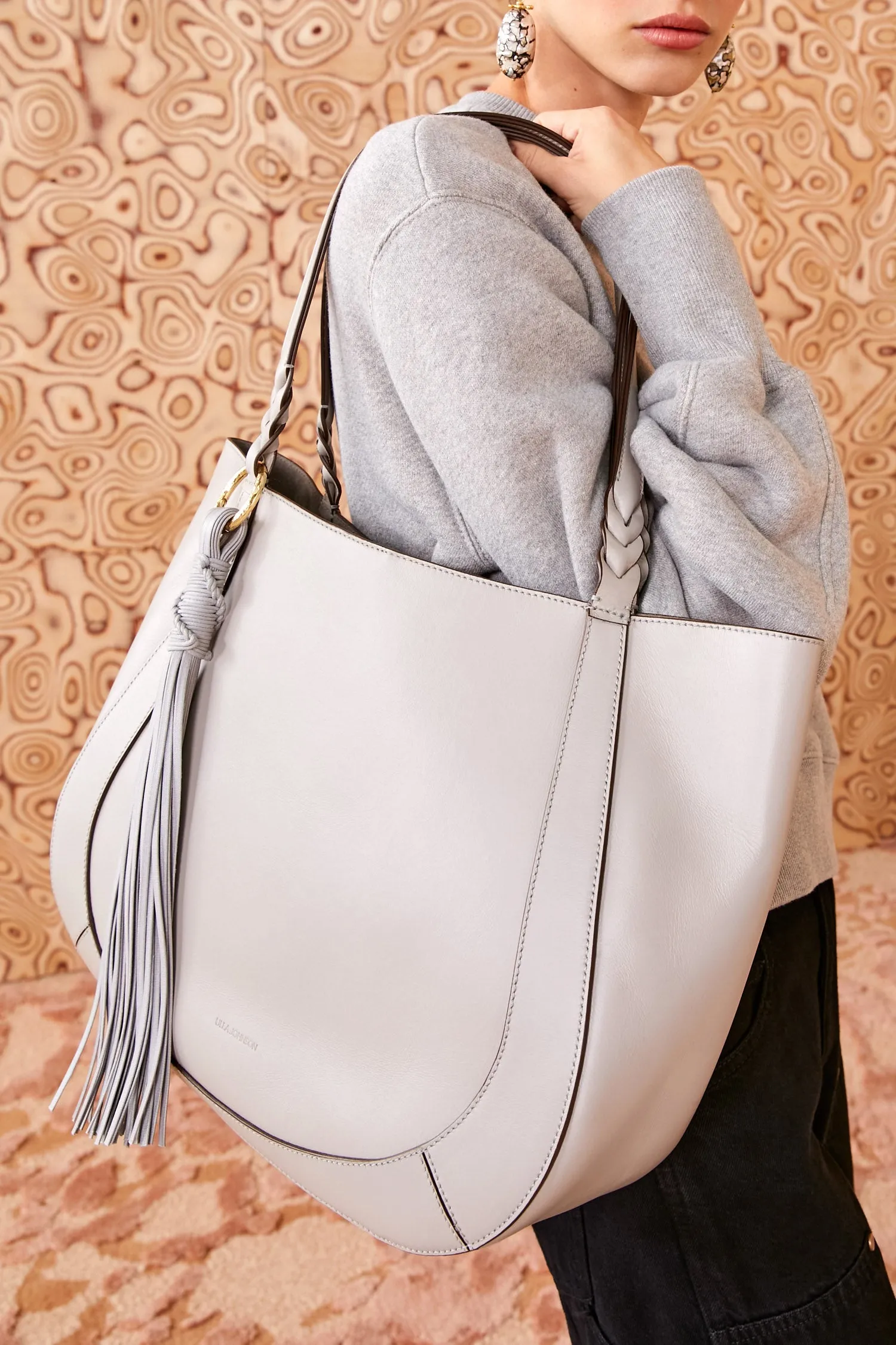 Albers East West Tote - Dove