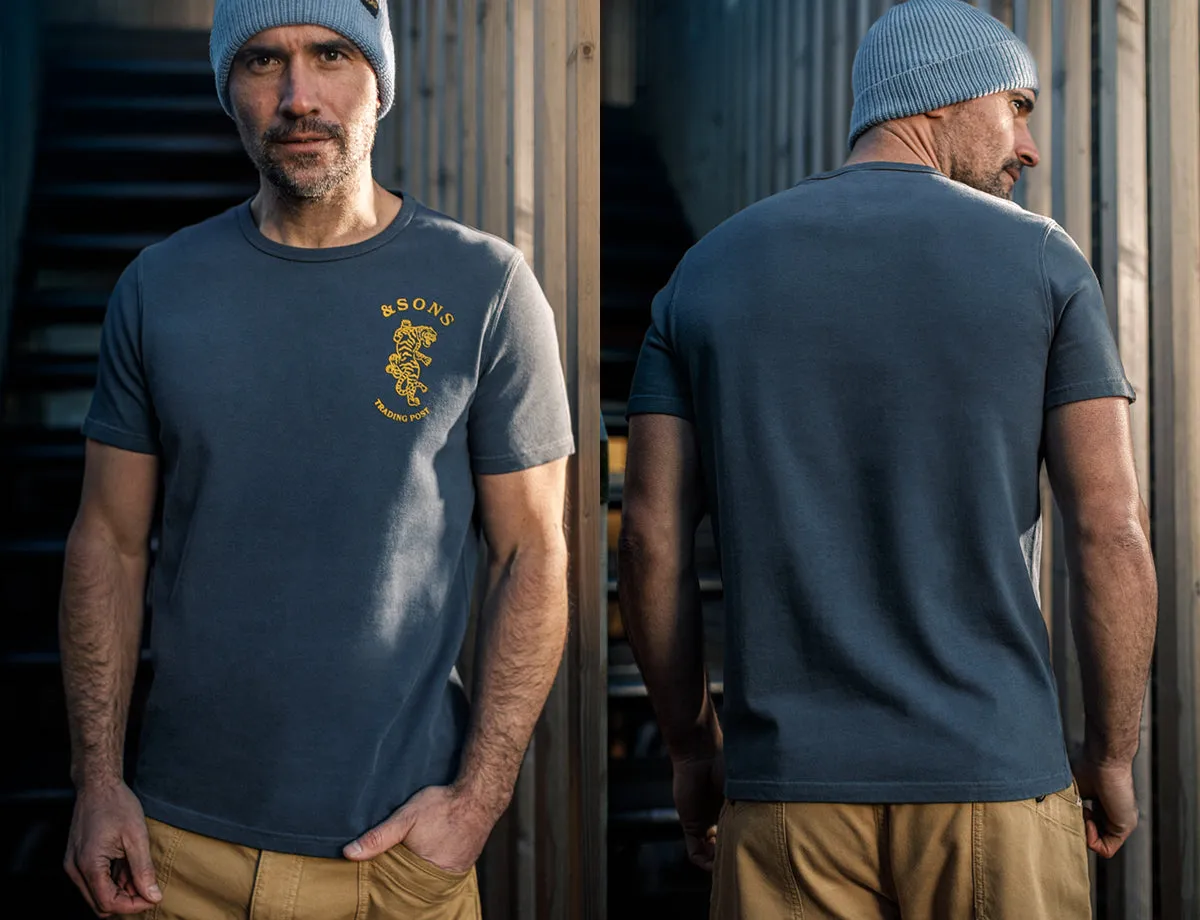 &SONS Climbing Tiger T-Shirt Navy