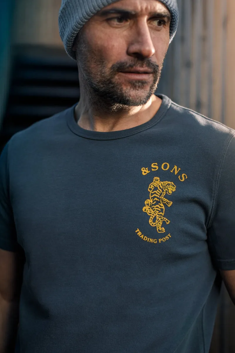 &SONS Climbing Tiger T-Shirt Navy