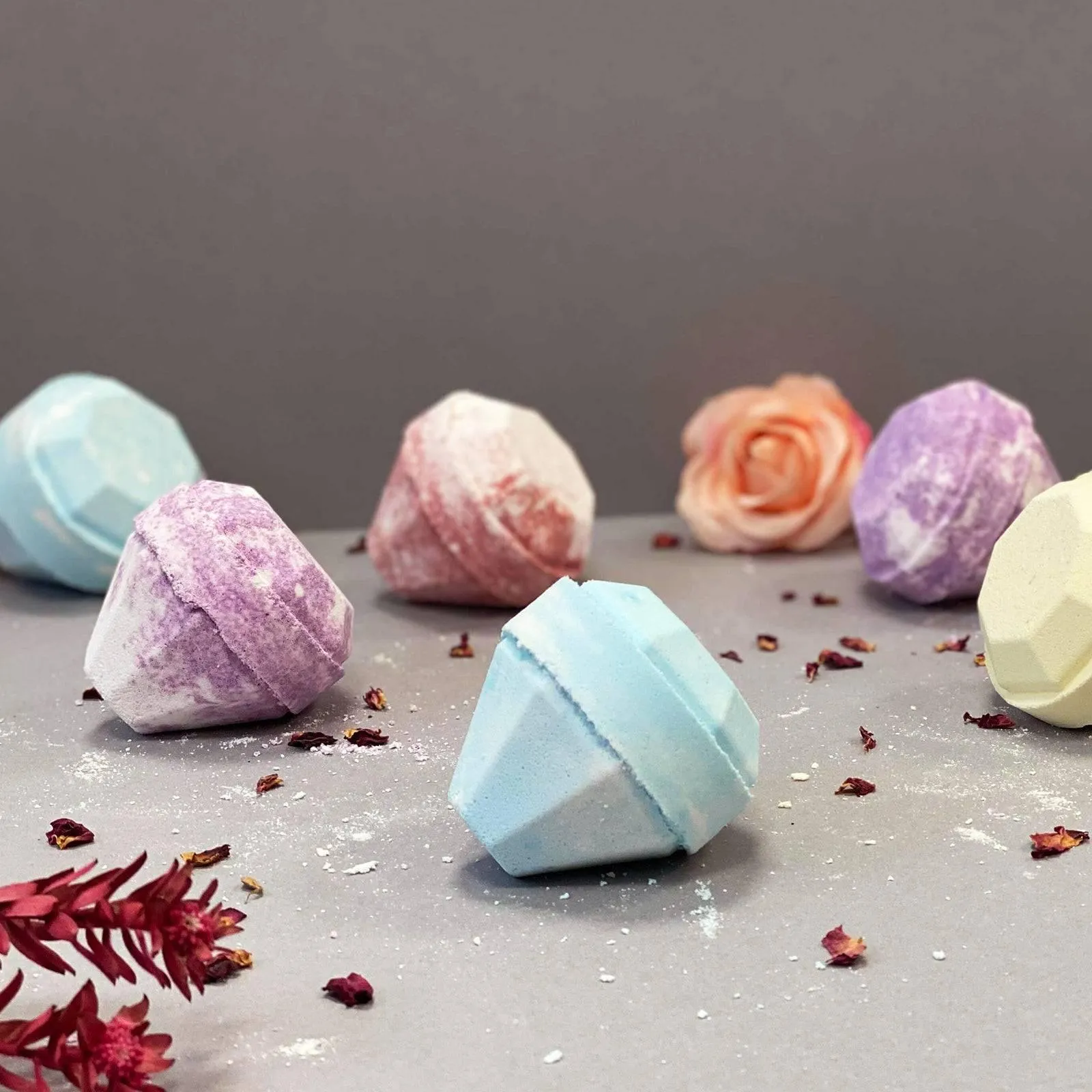 The Delhi Sapphire Bath Gem