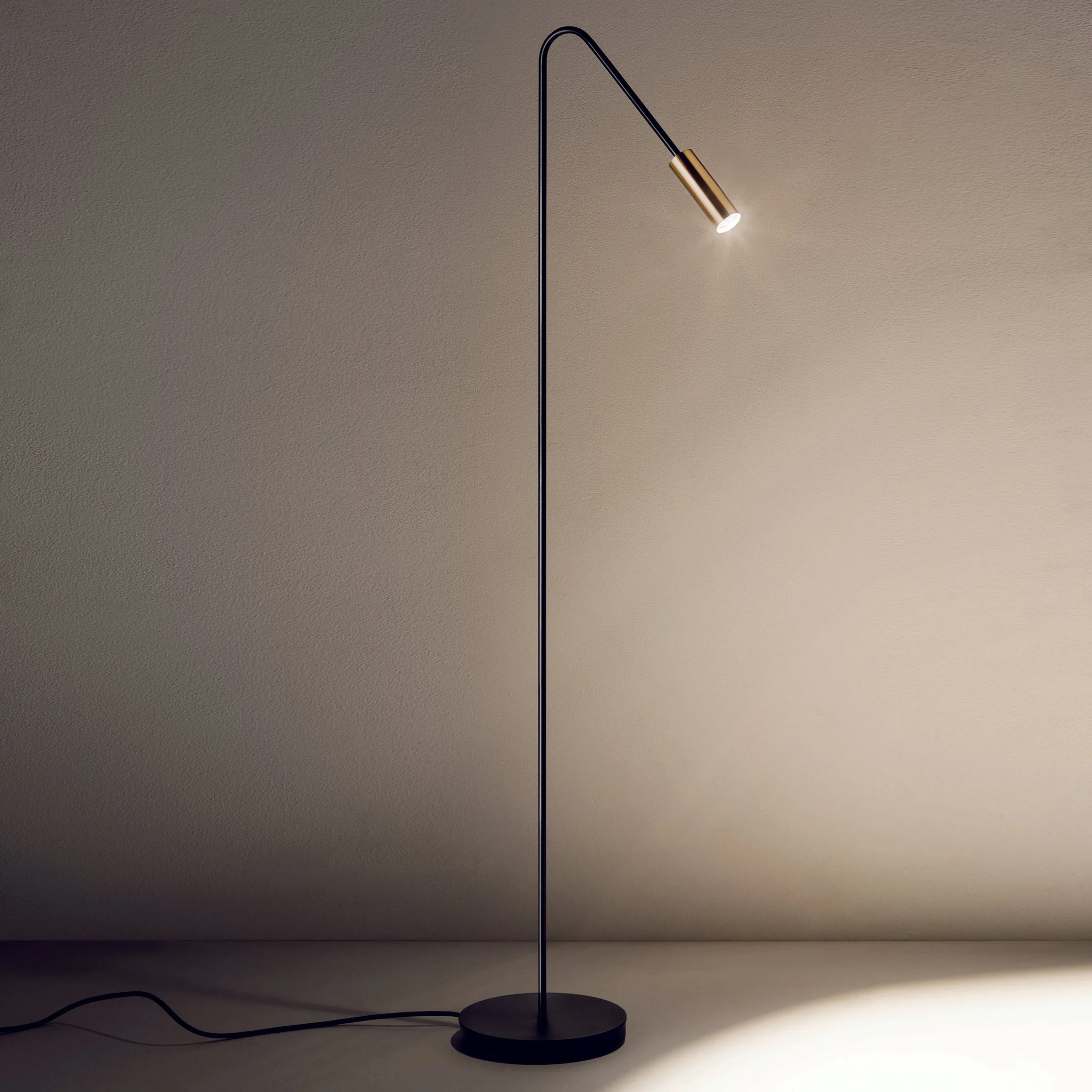 Volta Floor Lamp