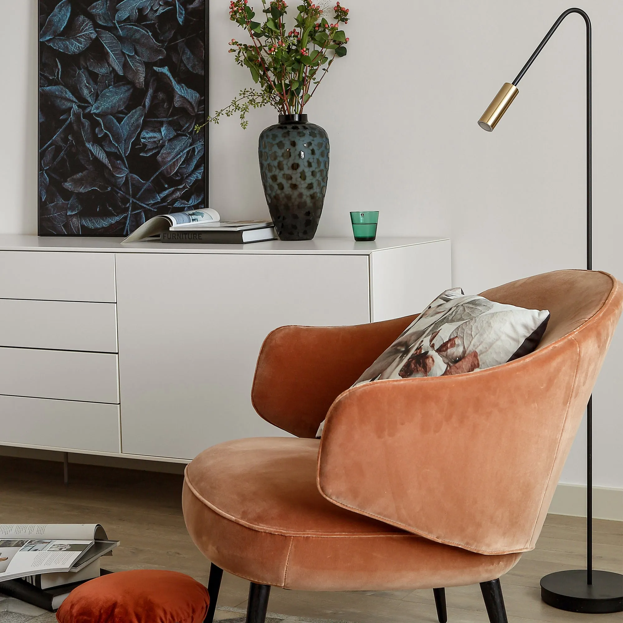 Volta Floor Lamp